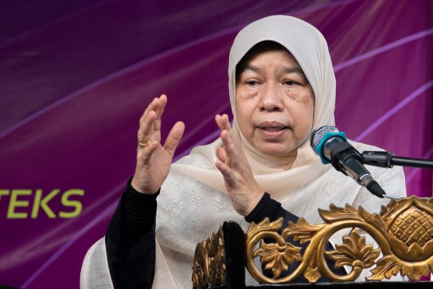 Zuraida: Demand for Malaysian palm oil to remain despite Indonesia waiving export levy - Vimarsana News