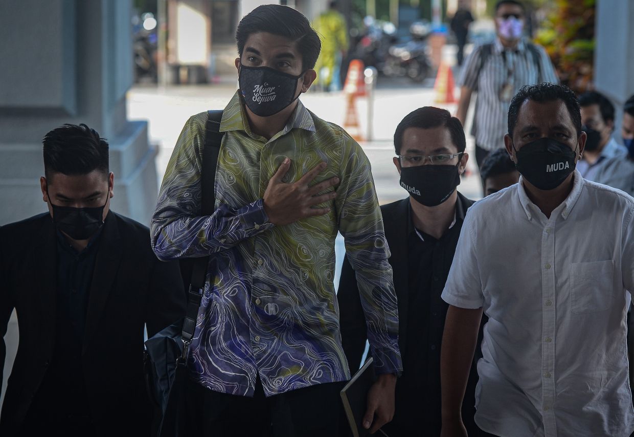 Prosecution in Syed Saddiq's trial ordered to give copy of witness' recorded statement to court - Vimarsana News