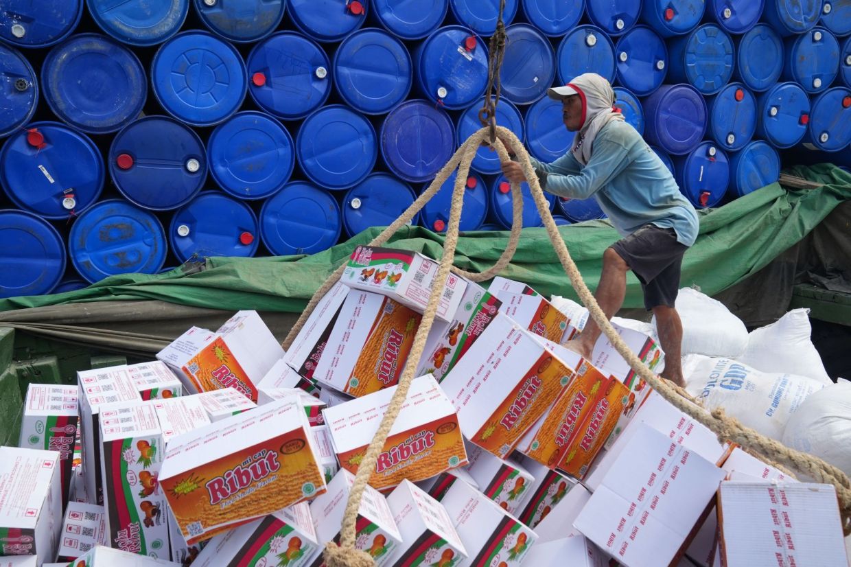 Indonesia bali minimum wage jakarta outside business salaries cities opportunities Gaji umr jakarta barat