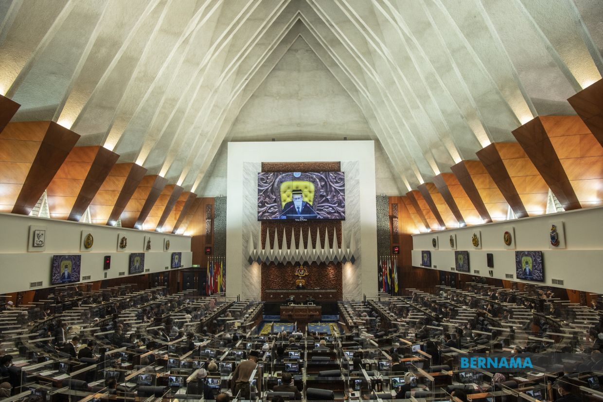 Abdul Hadi among 11 MPs not present during voting of anti-party hopping Bill