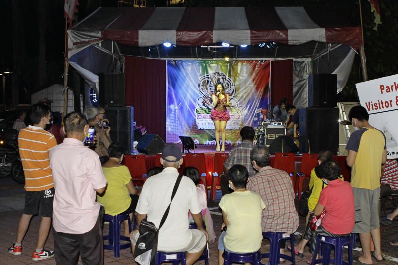 Hungry Ghost Festival performance troupe draws in good-sized crowds in George Town - Vimarsana News