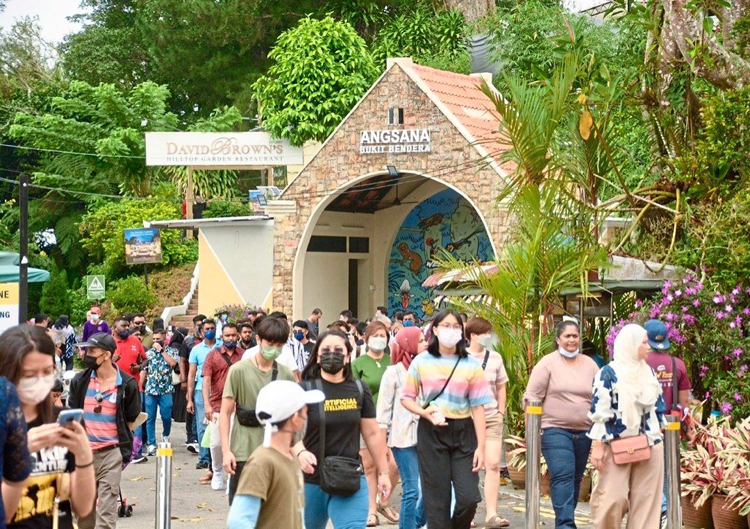 Visitors throng Penang Hill festival after two-year hiatus - Vimarsana News