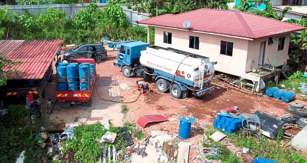 Two nabbed, 15,000 litres of diesel discovered - Vimarsana News