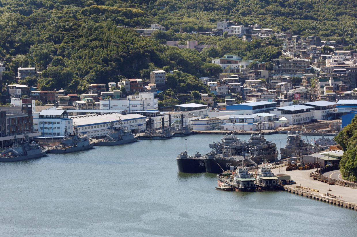 Ships resume Taiwan routes even as China drills remain unclear - Vimarsana News