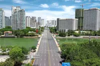 Haikou city residents under 13-hour lockdown