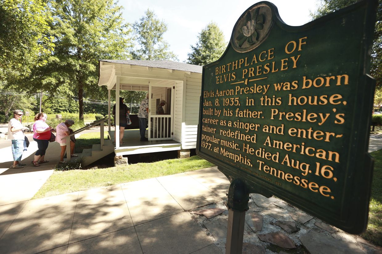 Elvis death anniversary and recent movie increases tourism at his birthplace - Vimarsana News