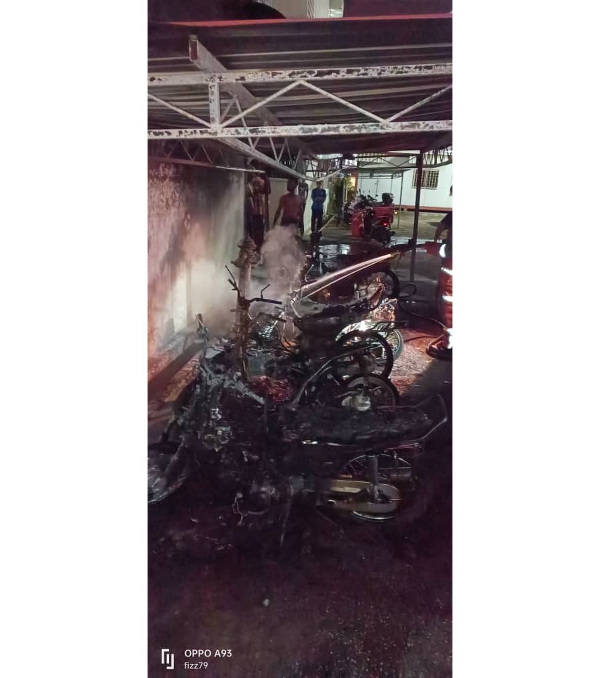 Ten vehicles destroyed during early morning fire in Jelutong - Vimarsana News