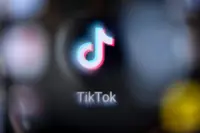 SG influencer Naomi Neo responds to flak over TikTok clip of son being pranked with ghost filter