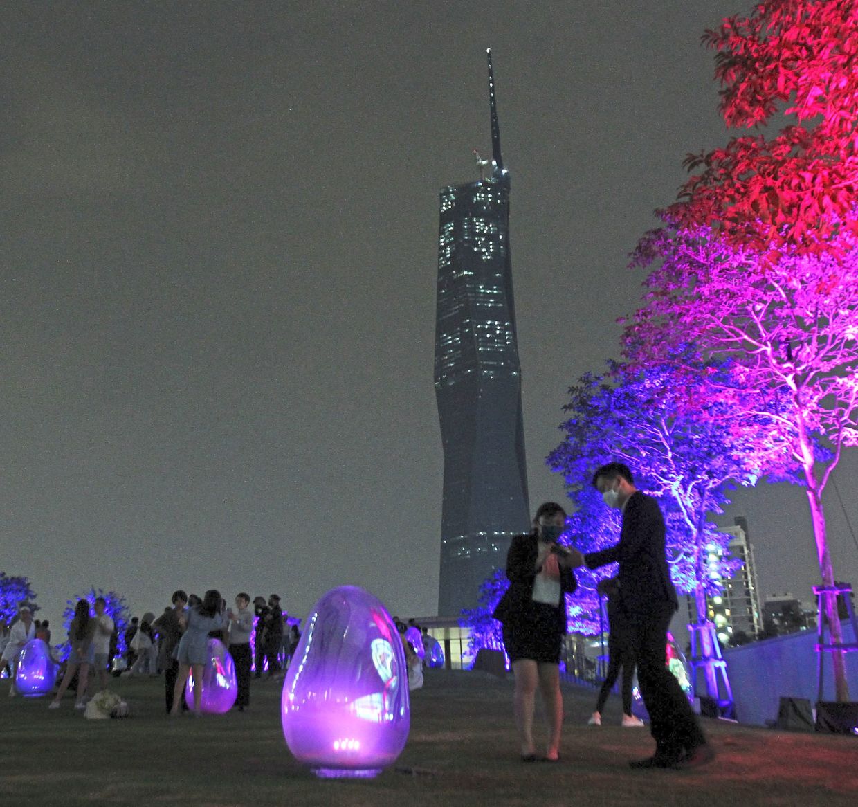 Lalaport BBCC in KL is currently hosting an interesting art exhibition by TeamLAB from Japan. — CHAN TAK KONG/The Star