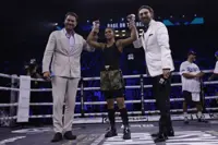 Boxing-Ali takes only a minute to win first female pro fight in Saudi