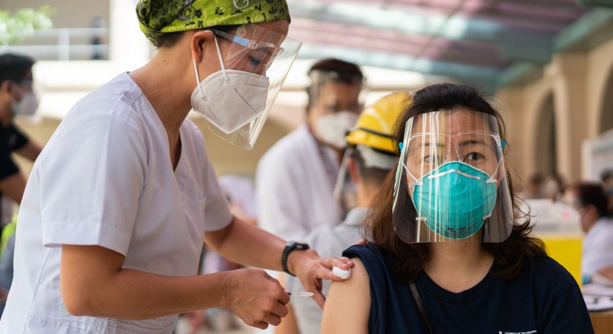 Vietnam reports 2,197 new Covid-19 cases and one new death on Saturday (Aug 27) - Vimarsana News