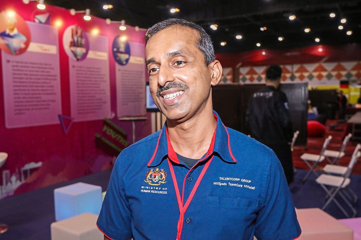 Choices aplenty for job seekers - Vimarsana News