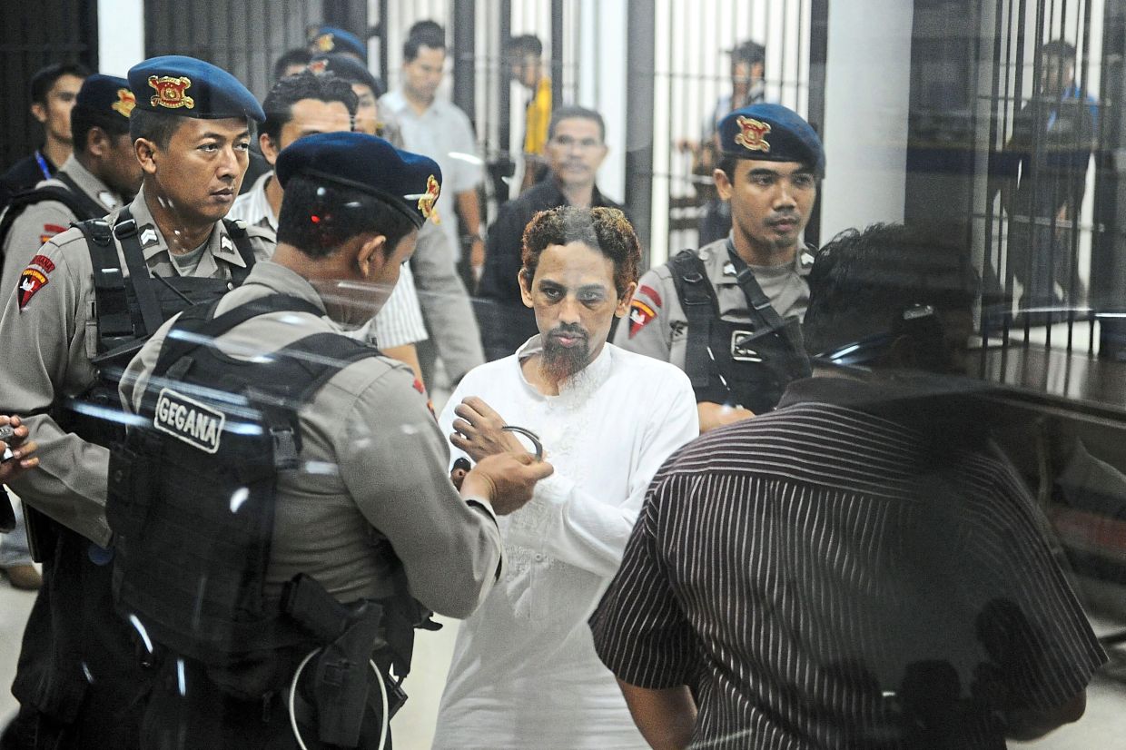 Bali bomber shows remorse - Vimarsana News