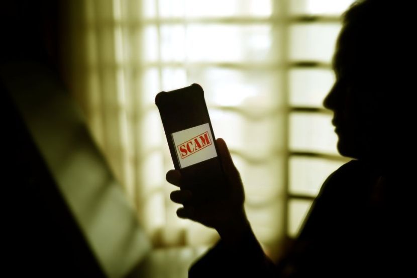 Retiree cheated of RM1.87mil in parcel scam - Vimarsana News
