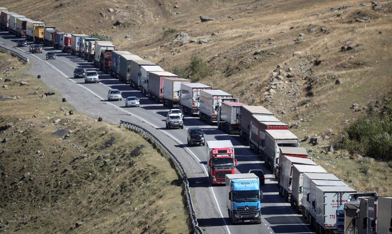 Factbox: Where have Russians been fleeing to since mobilisation began? - Vimarsana News