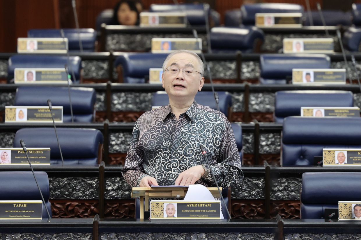 Socso scheme contributions will be necessary for vocational licences, says Dr Wee - Vimarsana News