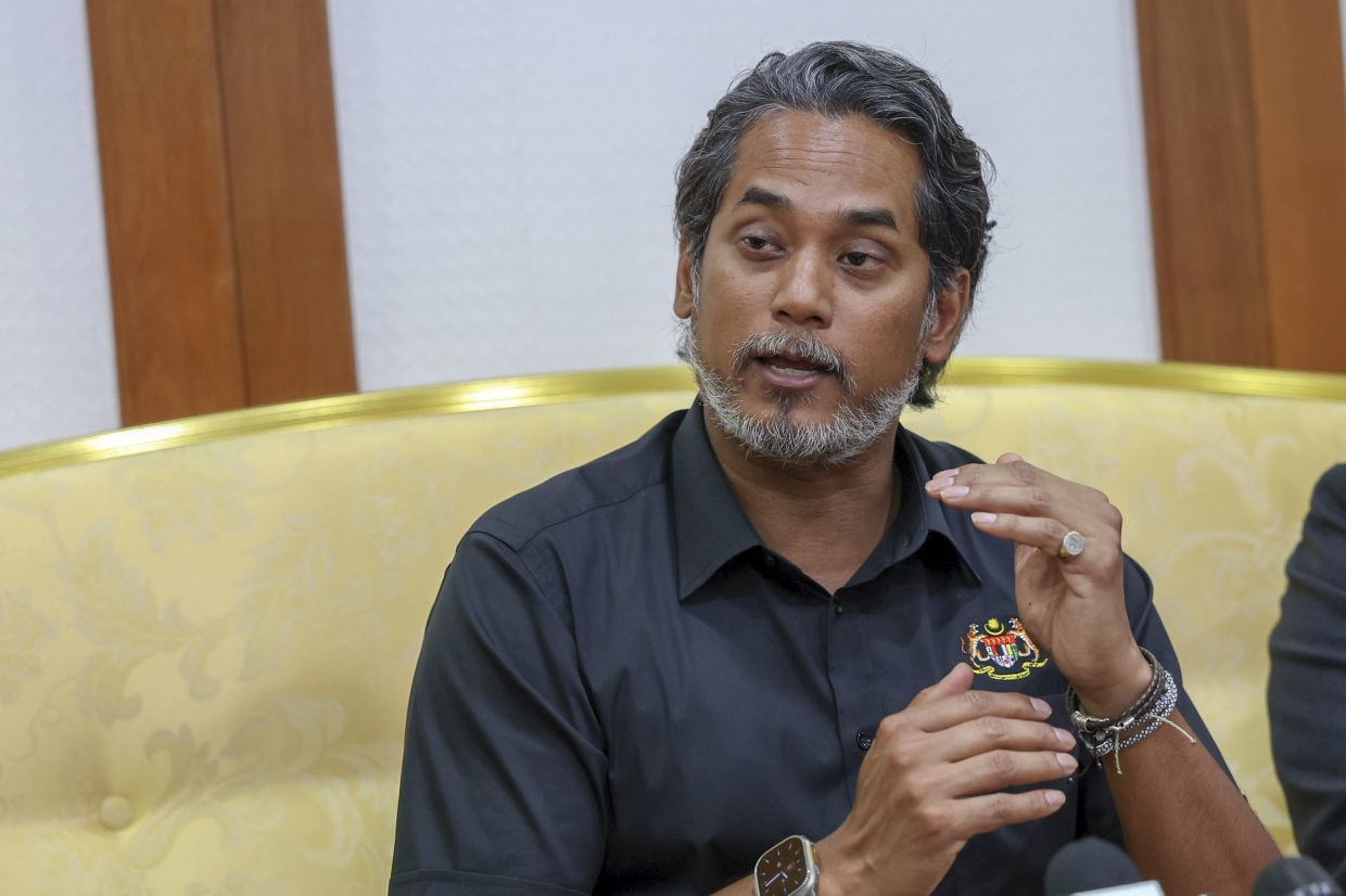 Khairy: Nicotine replacement products categorised as 'non-poison' from Oct 6 - Vimarsana News