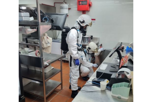Gas leak at PJ fast food outlet causes three to pass out - Vimarsana News