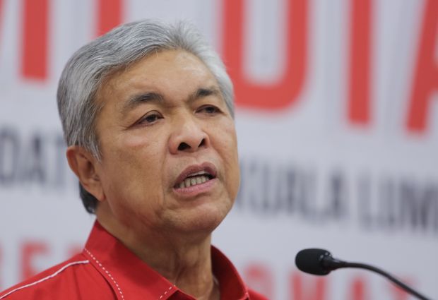 Muhyiddin 'forced' PM to call for snap polls, says Zahid - Vimarsana News