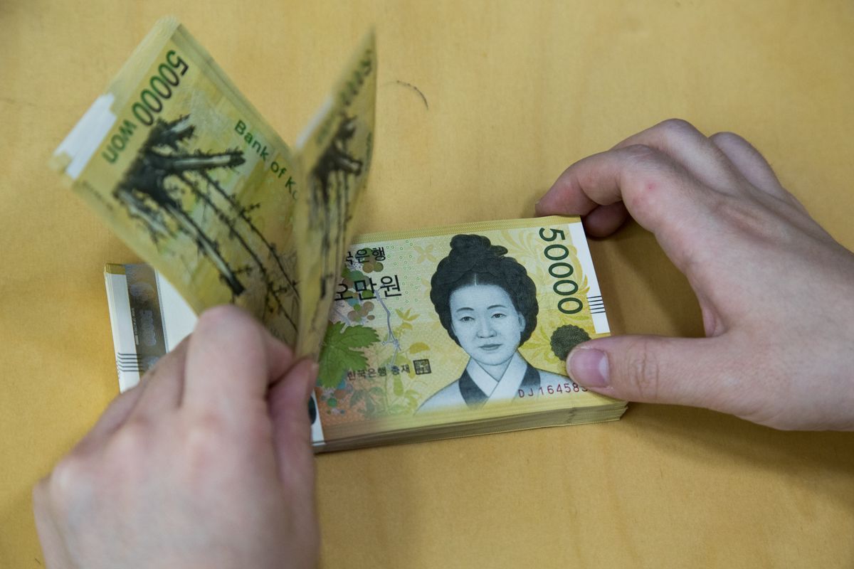 Emerging markets - Asian currencies reverse course; Korea's won buoyed by rate hike - Vimarsana News