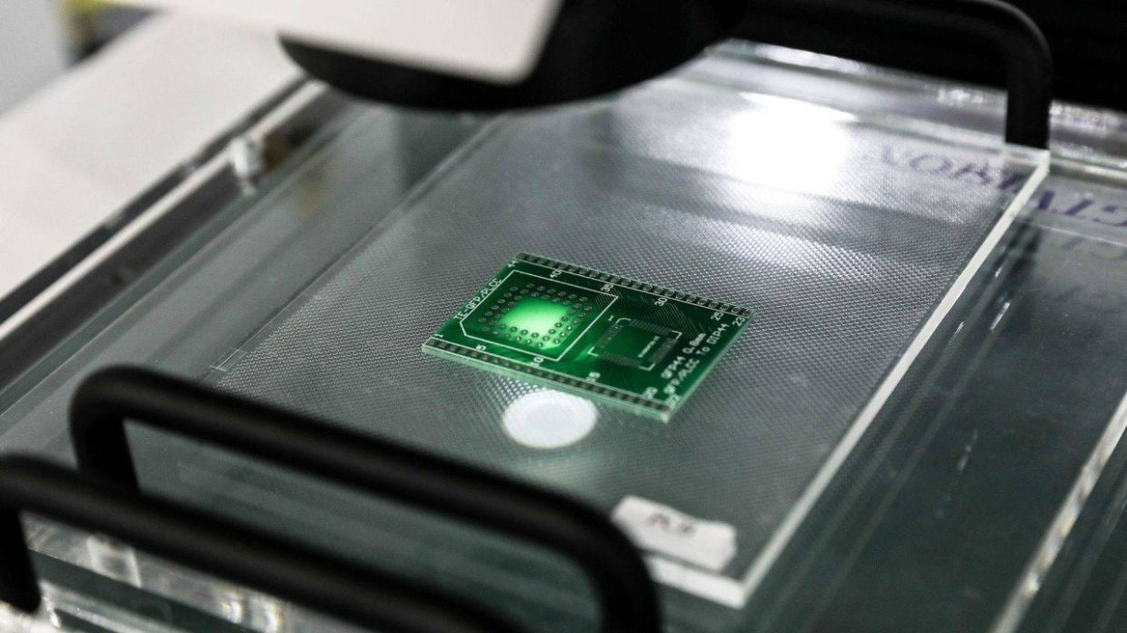 Tech war: China's top chip equipment maker removes US employees from product development after Washington imposes restrictions - Vimarsana News