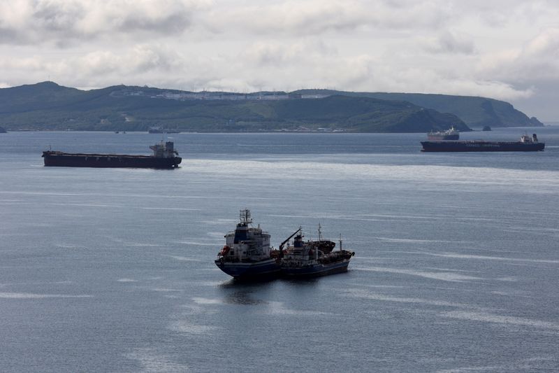 Russia poised to largely skirt new G7 oil price cap - Vimarsana News