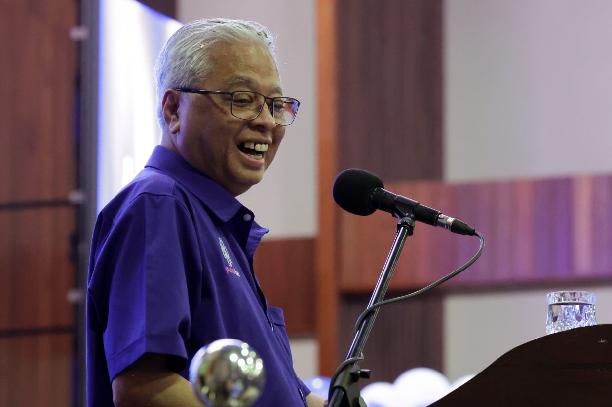 Continue preserving the environment, PM tells Malaysians - Vimarsana News
