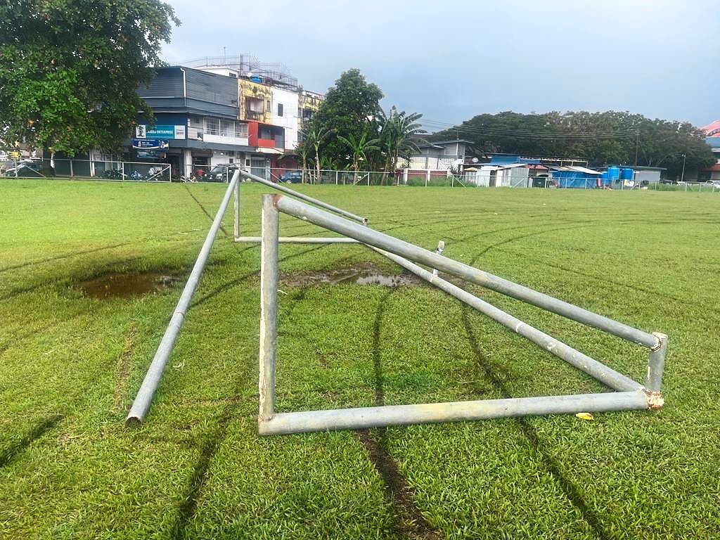 Schoolboy dies in tragic freak accident - Vimarsana News