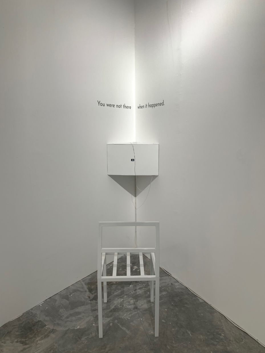 Chloe Yap's 'I Don’t Really Want You To See Me, But I Still Want ToShow You' (mixed media installation, 2021-2022). Photo: Chloe Yap
