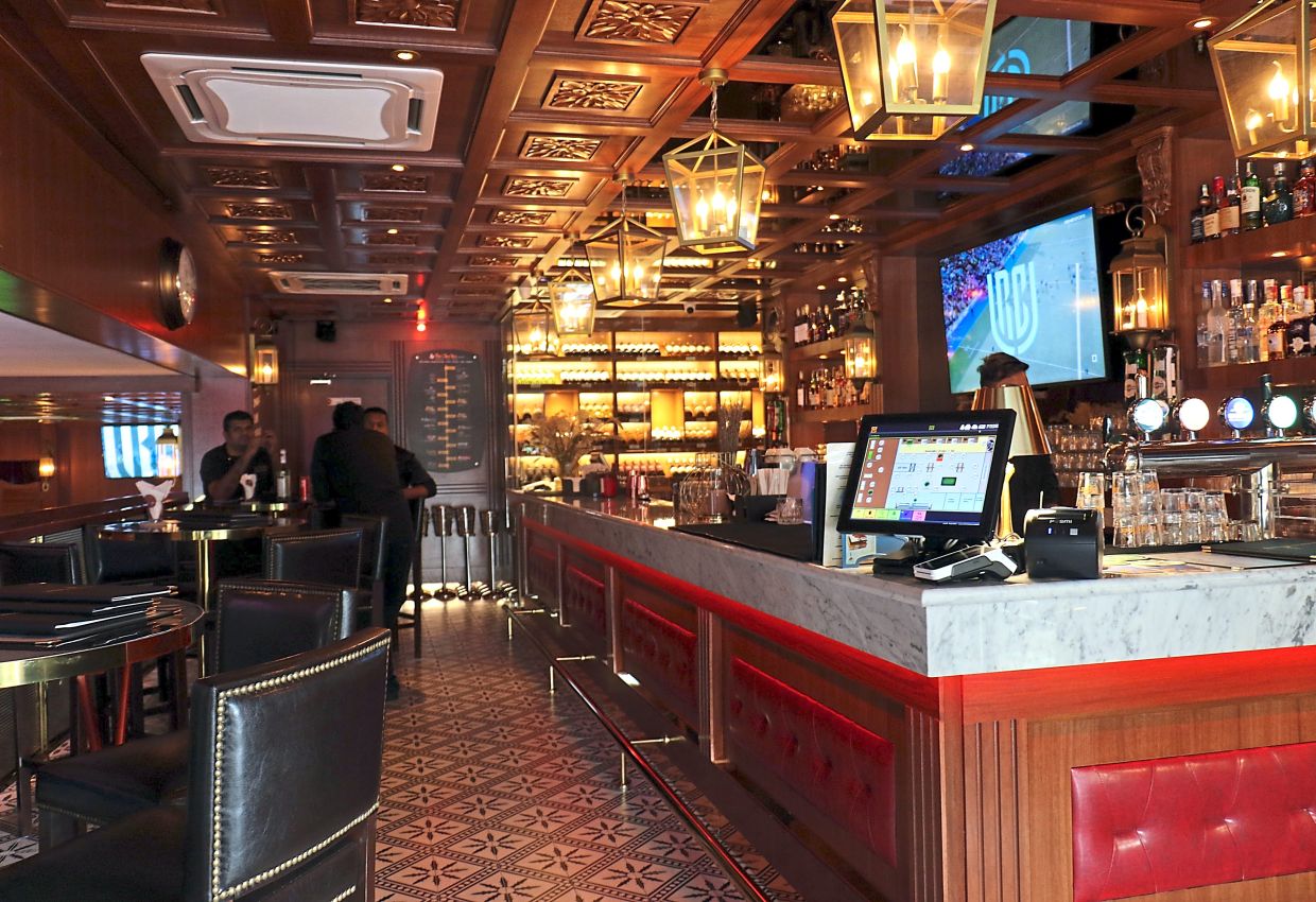 Rockafellers offers a different kind of after-hours hangout.