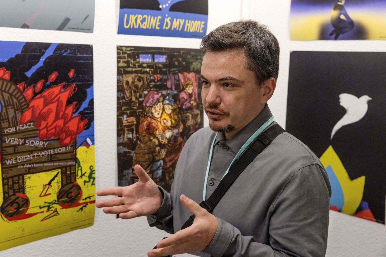 A 17-hour bus ride no barrier for Ukrainian artist at Frankfurt book fair - Vimarsana News