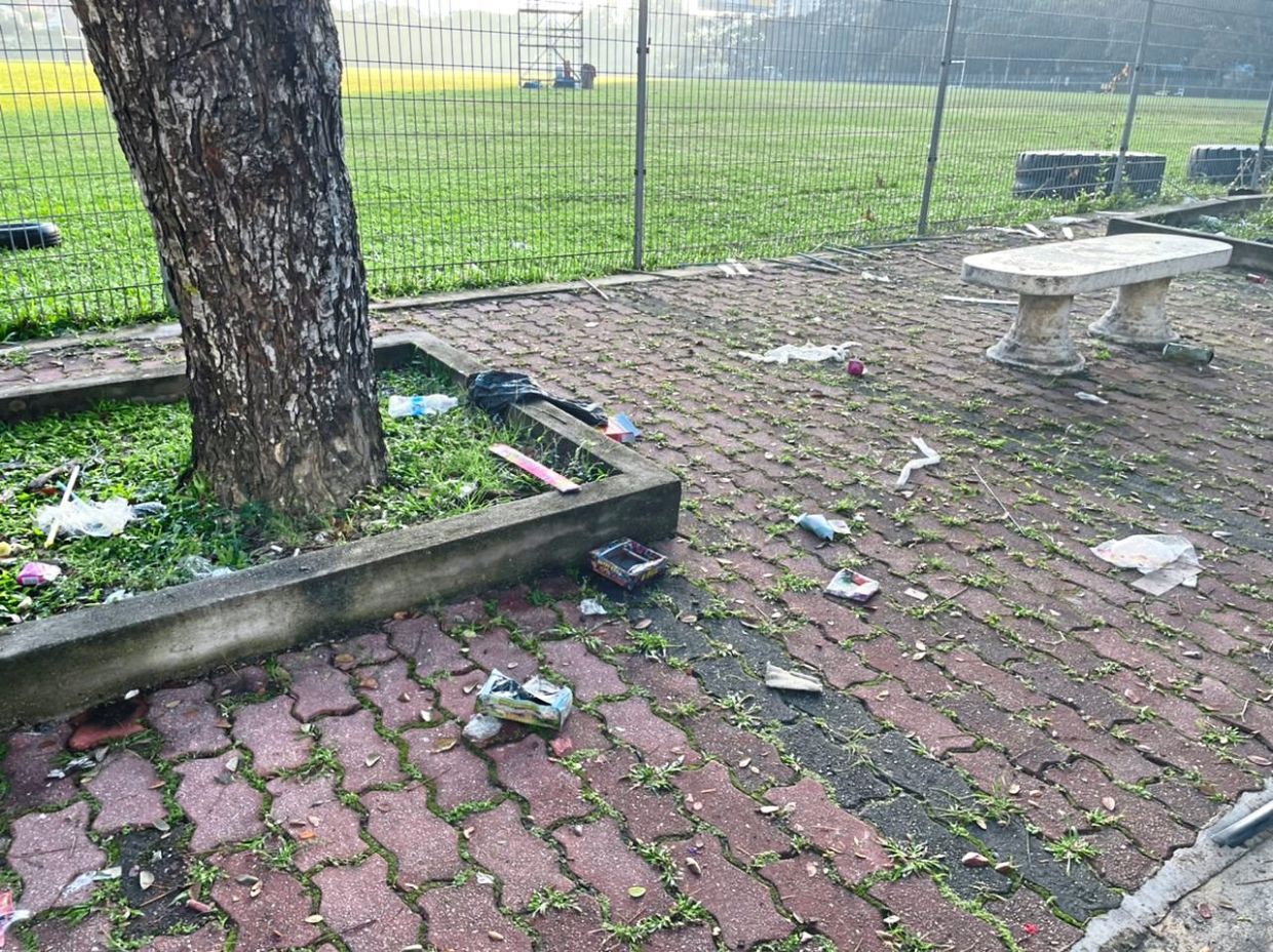 Frequent joggers to the Astaka Sports Complex field are unhappy with the mess left behind by people who played fireworks on Monday night.