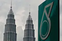 PETRONAS, Yayasan Sabah ink MOU, agreement on education sponsorship programme