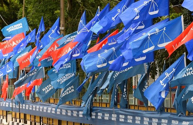 GE15: Candidates scrambling to meet voters in campaign's final week - Vimarsana News