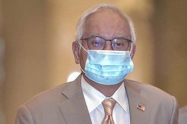 Najib 'kept quiet' when told 1MDB top execs should be charged, Irwan Serigar tells court - Vimarsana News