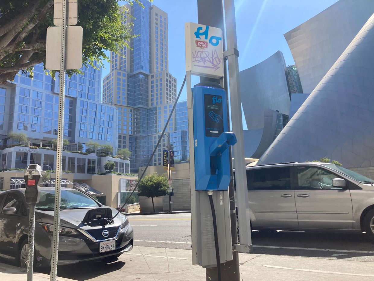 The wrong Americans are buying electric cars - Vimarsana News