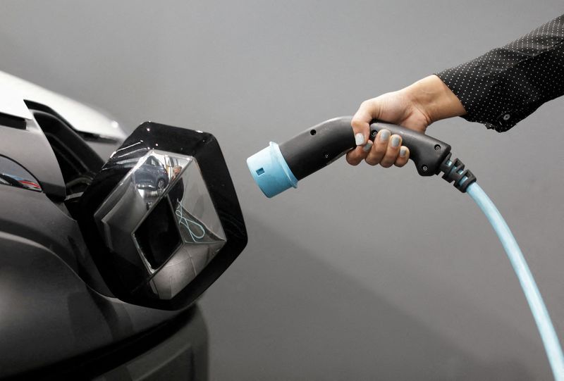 COP27: France, Spain latest to pledge halt to gasoline-driven vehicle sales - Vimarsana News