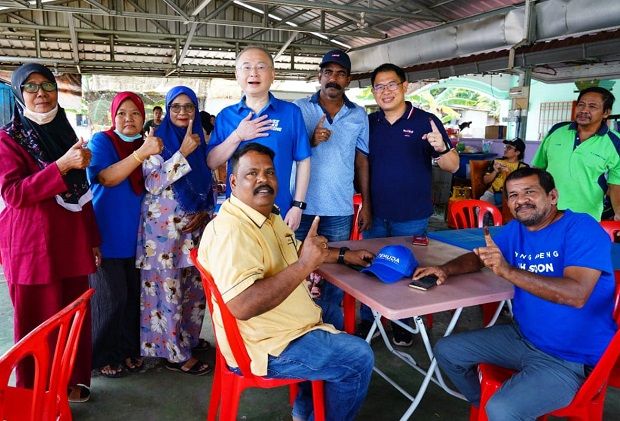 GE15: Dr Wee pledges better future for Ayer Hitam - Vimarsana News
