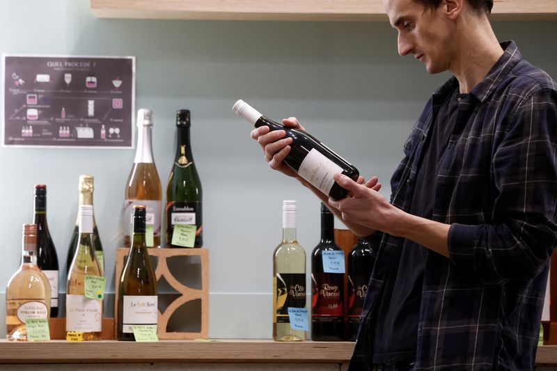 Wine-loving France gets a taste for the alcohol-free - Vimarsana News