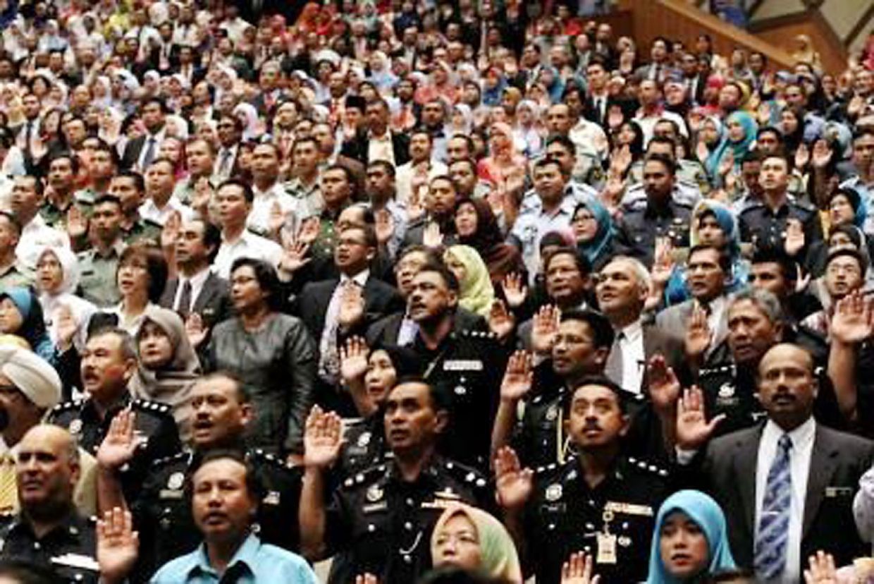 Alumni PTD urges new govt to draft Public Services Act - Vimarsana News