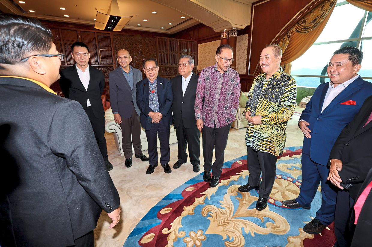 Appointment not a reward, says Anwar - Vimarsana News