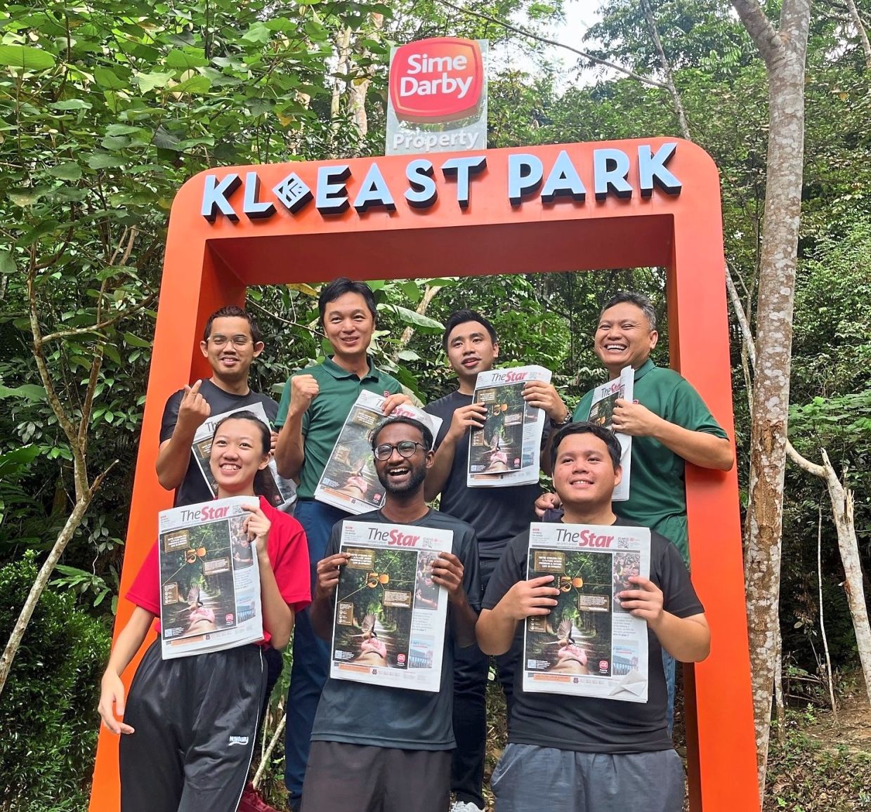 Sime Darby Property, in collaboration with Star Media Group, provided plantable basil seed paper attached to The Star newspaper and distributed to participants at its milestone event. — Photos: AZMAN GHANI/The Star