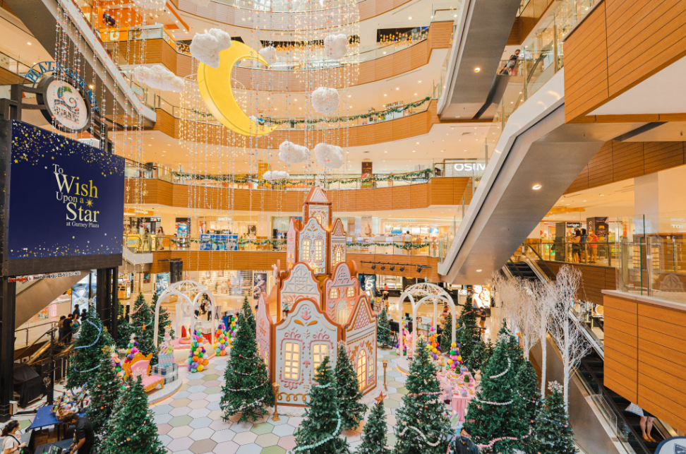 Gurney Plaza has transformed its premier lifestyle mall in George Town into a snowy, winter wonderland.