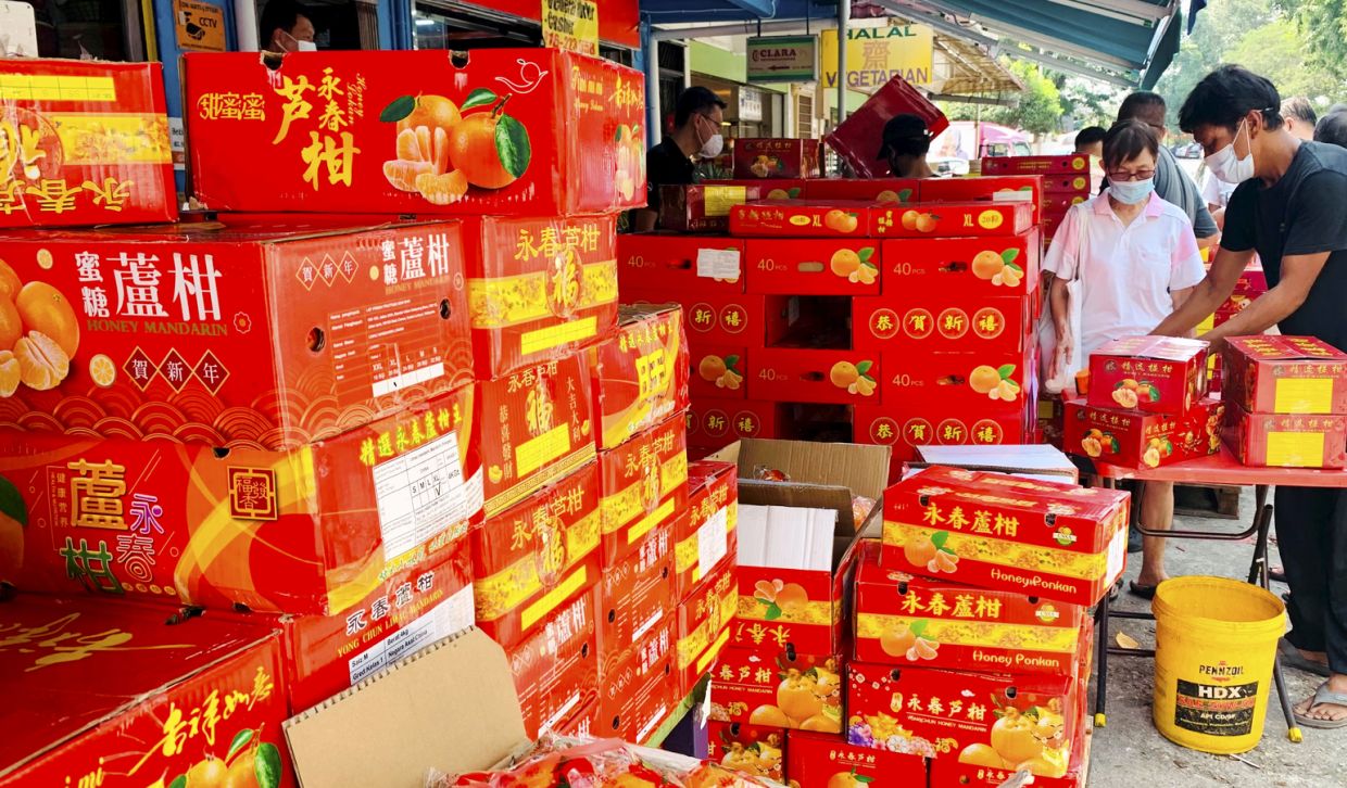 ‘Tis the season to eat mandarin oranges first’ The Star