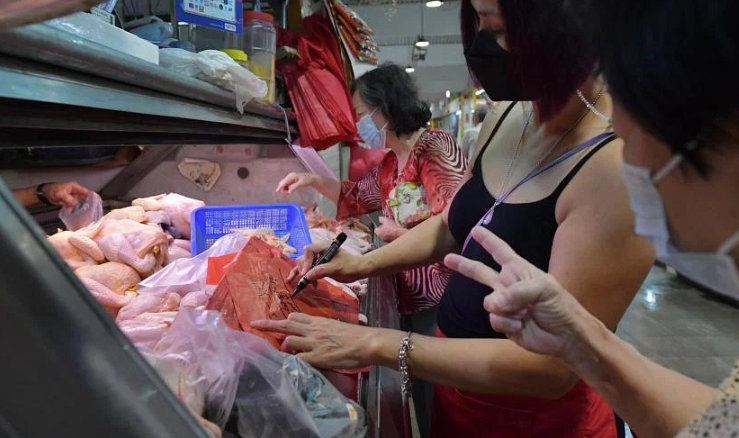 Higher prices, fewer chickens seven weeks after lifting of Malaysia export ban - Vimarsana News