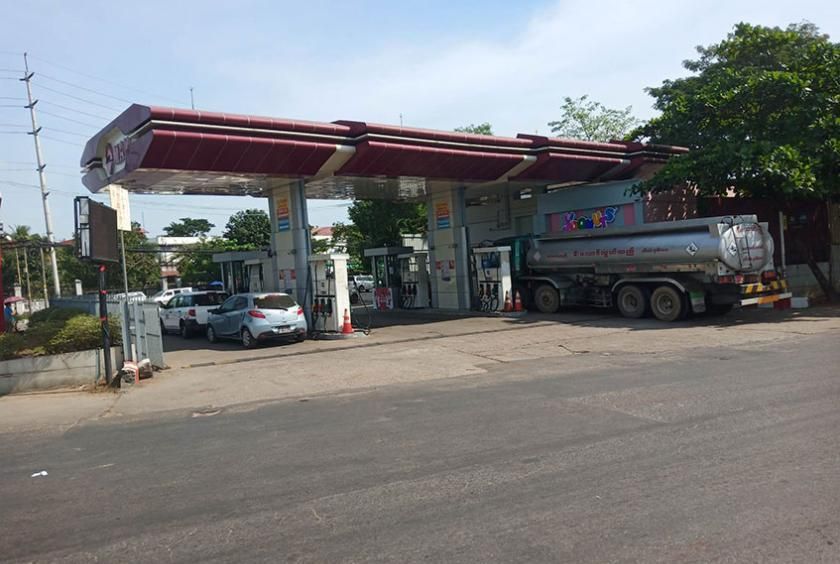 Myanmar Fuel oil prices in Yangon decrease but diesel prices increase