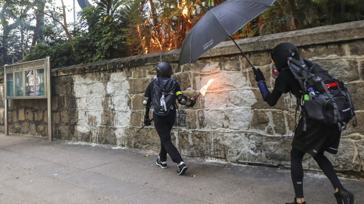 Hong Kong protests: Eight jailed for up to 5 years for rioting near police station during 2019 social unrest - Vimarsana News