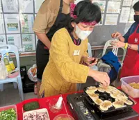 Making mochi tradition stick