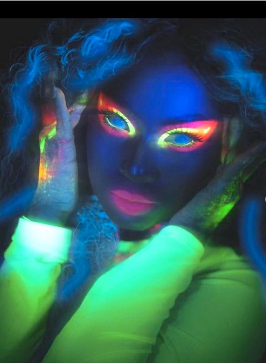 Glow in the dark or neon makeup is perfect for the clubs. Photo: Heidiana Tjahjadi/Instagram