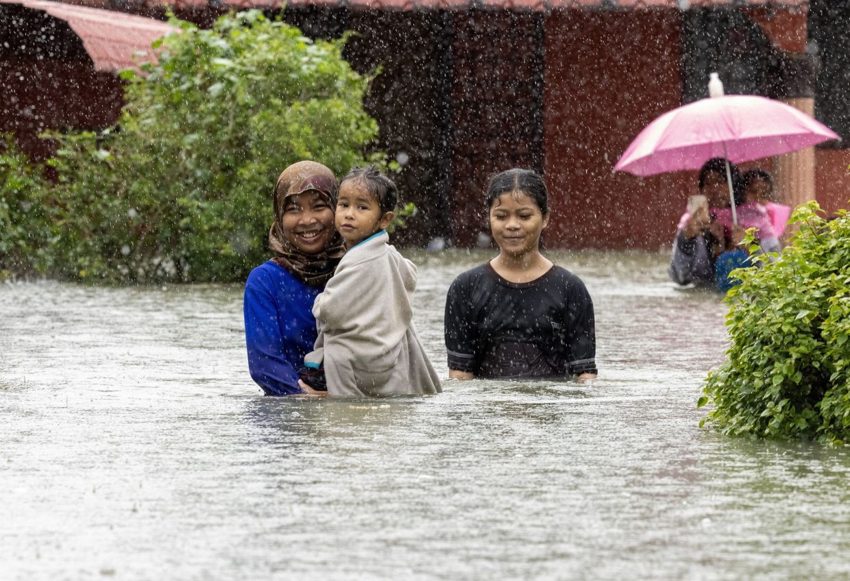 PM: Be vigilant during monsoon - Vimarsana News
